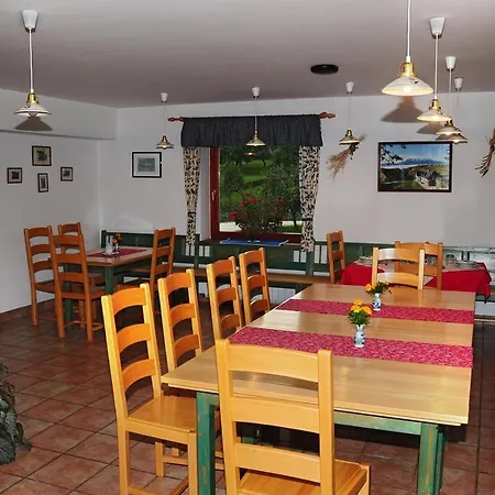 Eco Tourist Farm Mikl *