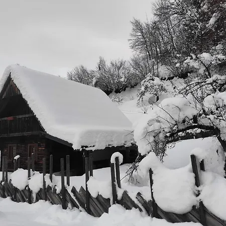 Lantgård Eco Tourist Farm Mikl