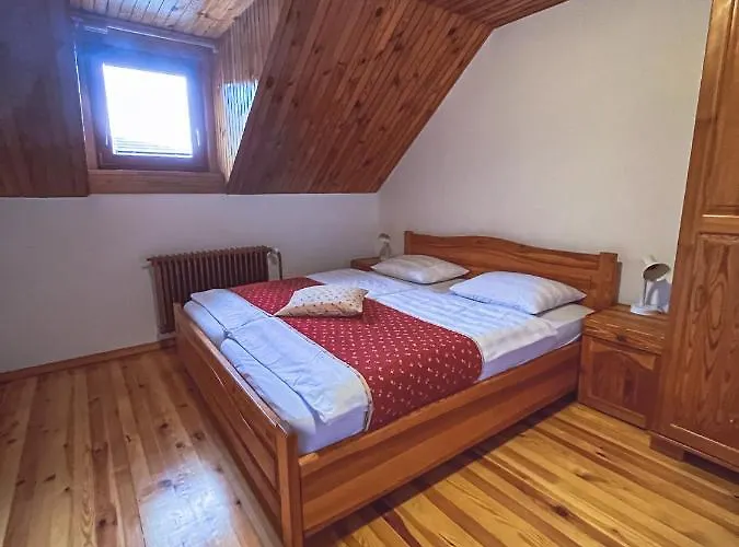 Eco Tourist Farm Mikl مزرعة للإقامة Prevalje