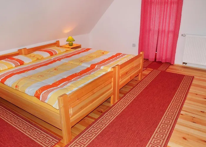 Eco Tourist Farm Mikl مزرعة للإقامة Prevalje