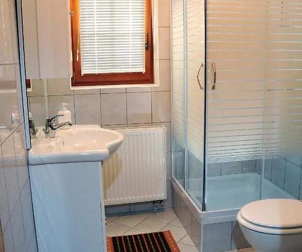 مزرعة للإقامة Eco Tourist Farm Mikl *