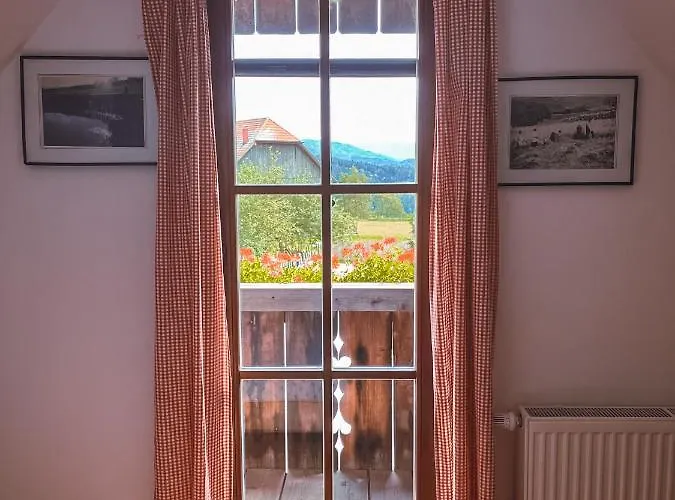 Eco Tourist Farm Mikl * Prevalje